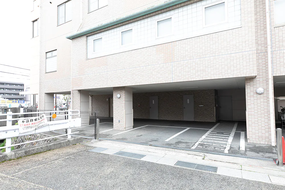 お車でご来院の場合